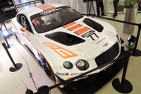 ベントレー、青山でレーシングイメージをアピール…コンチネンタル GT3 ローンチナイト 画像