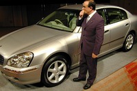 【新聞ウォッチ】ゴーン日産社長、「業界低迷はリーダーに責任」と怪気炎 画像