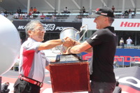 【鈴鹿8耐】まもなく開幕…MuSASHi RT HARC PRO、3連覇を誓いトロフィー返還 画像