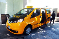 【夏祭りサマステ】六本木ヒルズにメーカーイチオシ車いろいろ…あの黄色いタクシーも 画像