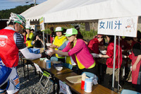 【ツール・ド・東北14】20kmごとに用意されるご当地グルメにモチベーションUP 画像