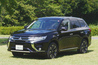 【三菱 アウトランダーPHEV 試乗】音もなく一気に加速する様はまるでゴースト…中村孝仁 画像
