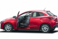 マツダ デミオ、助手席回転シート車を追加 画像