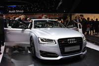 【フランクフルトモーターショー15】アウディ S8 に頂点、「プラス」…85hpパワーアップの605hp 画像