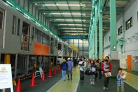 多摩モノレール、家族限定の車両基地見学会を実施…10月31日 画像
