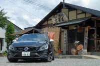 【ボルボ V60 D4 3500km試乗 後編】「プレミアムD」に求められるプラスアルファの価値…井元康一郎 画像