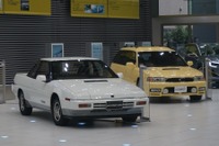 スバルの歴史ずらり、「六連星の名車展」が開催中［写真蔵］ 画像