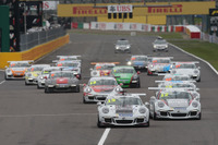 【ポルシェカレラカップ 最終戦】元嶋佑弥、シーズン9勝目で年間チャンピオン決定 画像