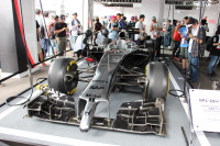 【F1日本G1】鈴鹿に帰ってきたマクラーレン・ホンダ、歴代パワーユニットやマシンを展示 画像