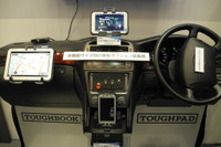 【ITpro EXPO15】パナソニック、タフパットを業務車両向けに販売攻勢 画像