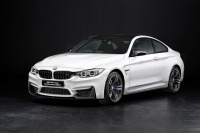 BMW M4クーペ、2つの限定モデル発売…スポーティ&ラグジュアリー 画像