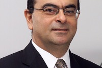 日産ゴーン社長、最も素敵なお父さんに選ばれてご機嫌 画像