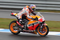 【MotoGP 日本GP】ペドロサが今季初優勝、逆転劇に歓声 画像