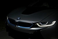 照射距離600m、LEDの2倍…BMW i8 に次世代ライト技術 画像