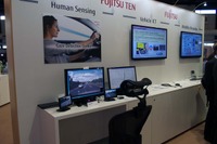 【ITS世界会議15】人間中心のモビリティ実現へ、富士通テンがICT最新技術を展示 画像