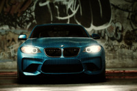 『ニード・フォー・スピード』の世界で、BMW 新型 M2クーペ をドライブ 画像