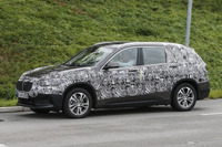BMW X1 新型に7人乗り!! ロングボディの「グランドX1」 画像