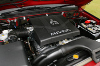 【三菱 パジェロ 新型発表】3.8リットルはMIVECを追加 画像