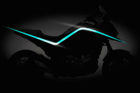 【東京モーターショー15】ホンダのスポーツバイク NC750X / 400X、外観一新でワールドプレミア 画像