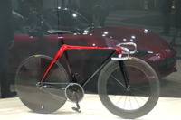 「魂動デザイン」を自動車以外で表現…マツダによるふたつのコンセプト作品 画像