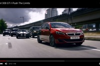 プジョー 308 新型に最強の「GTi」…アメ車軍団と痛快カーチェイス［動画］ 画像
