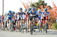 ふだんは走れないスタジアム内を激走…静岡で自転車イベント 画像
