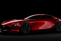 【東京モーターショー15】復活のマツダ「RX」…ロータリーエンジン SKYACTIV-R に込めた想い 画像