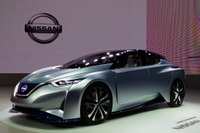 【東京モーターショー15】オートパイロットで行く? ステアリングで攻める?…日産 IDS コンセプト 画像