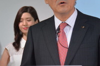 【東京モーターショー 15】トヨタ紡織 石井社長「シート骨格機構部品集約で一貫体制整う」 画像