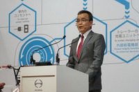 【東京モーターショー15】商用車に求められる環境対応と安全技術…日野は今後も追求の姿勢を表明 画像