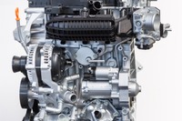 欧州向け ホンダ シビック 次期型、2種類のVTECターボ搭載へ 画像