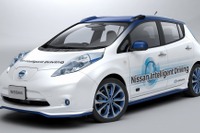 【新聞ウォッチ】日産の自動運転、「左折」はスイスイでも「右折」は難関 画像