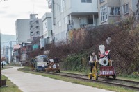 北海道各地のトロッコが「大集合」…小樽の廃線跡走る 画像