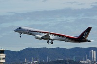 青空の中、MRJが約90分の初飛行…国産ジェット、約半世紀ぶりに復活［写真蔵］ 画像
