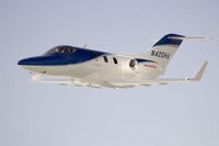 ホンダジェット 空飛ぶシビックハイブリッド?? 画像