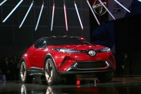 【ロサンゼルスモーターショー15】トヨタ C-HR コンセプト、米国はサイオンから発売へ 画像