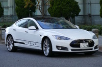 【テスラ モデルS P85D 試乗】クルマ好きの心にもササる圧倒的な加速…島崎七生人 画像