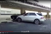 飲酒運転で暴走、ロールスロイスに激突［動画］ 画像