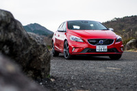 ボルボ V40 D4 Rデザイン…専用の足回りチューンでダイナミックな走り［写真蔵］ 画像