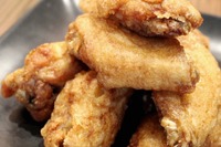 韓国発・二度揚げカリカリ食感が特徴のフライドチキン専門店 画像