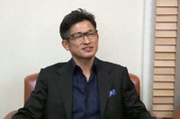 とにかく明るい安村、ダイハツCM出演権を賭けキングカズに挑戦…新作動画公開 画像
