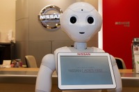 人型ロボット Pepper、日産販売店での勤務開始…よしもとと共同開発のオリジナルアプリ搭載 画像