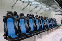 ブリッド、ガンバ大阪ホームスタジアムの選手用ベンチを開発 画像