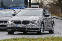 BMW 5シリーズ 次期型、これが新ヘッドライト&グリルだ! 画像