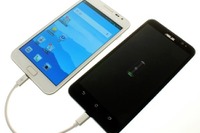 スマホからスマホへ給電…充電ケーブルが税込699円で発売 画像