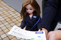【日産 スカイライン 新型発表】リカちゃん 頑張る…タカラトミーから研修 画像