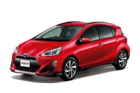 新車登録ランキング、アクア がV3達成…2015年車名別 画像