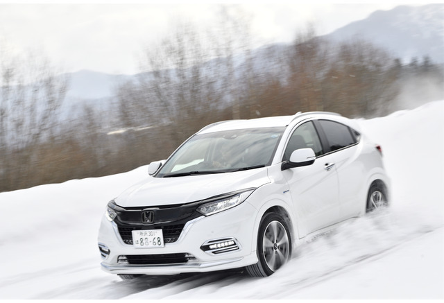ホンダ ヴェゼル Modulo仕様 雪上試乗 雪道 前提ではなく 普通に運転できてしまう 佐藤久実 レスポンス Response Jp