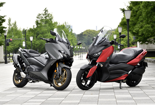 ヤマハ Tmax560 Xmax 比較試乗 便利なだけのスクーターとは一味違う その実力とは 青木タカオ レスポンス Response Jp