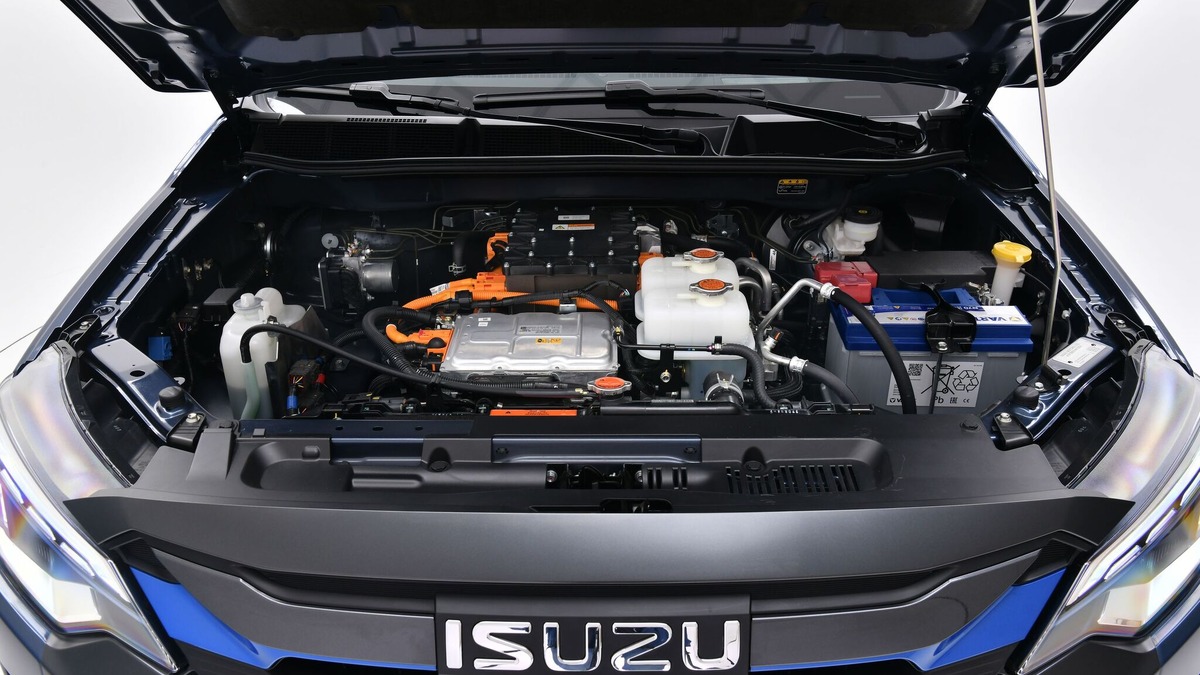 いすゞ D-MAX EV